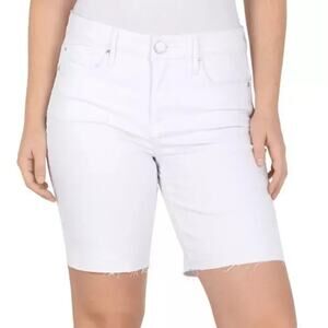 NWT Seven 7 Size 8 White Low Rise Stretch Cut Hem Bermuda Shorts Summer Trip